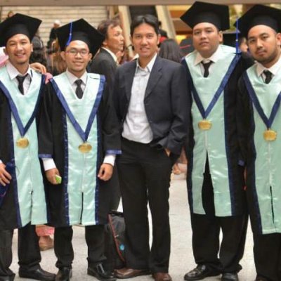 Wisuda Yeeeaaaaahhh.jpg